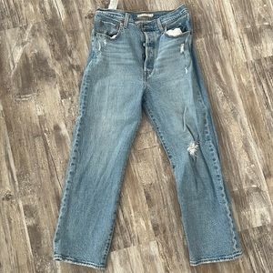 Levi’s Ribcage Jeans